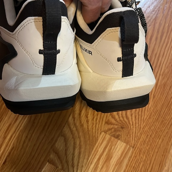 Salomon Elixir Gore-Tex Size 8 NWT - Picture 9 of 14